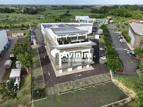 Bureaux 1600 m²