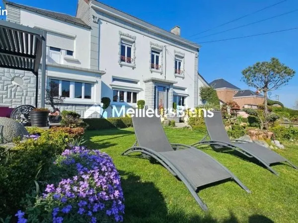 Maison 7 pièces 164 m²