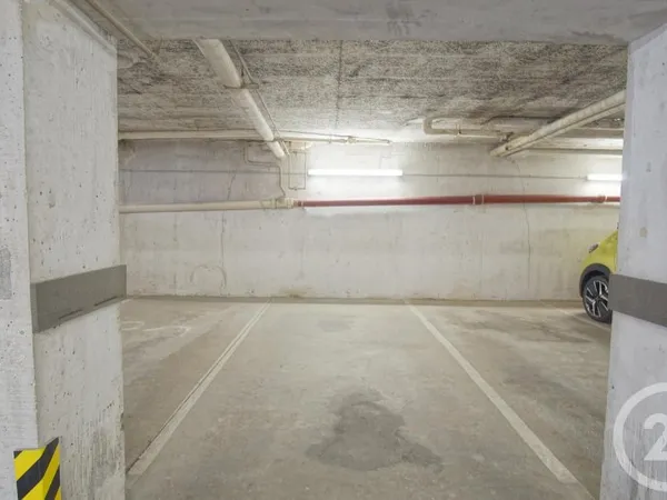 Parking 11 m²