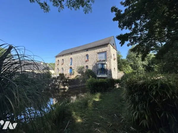 Maison 9 pièces 297 m²
