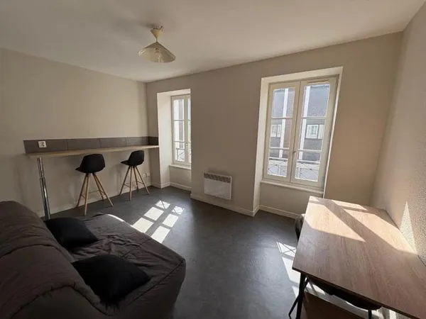 STUDIO A LOUER A ROANNE - IUT