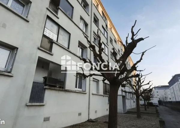 À vendre - Appartement T3 lumineux avec 2 chambres à Guilherand