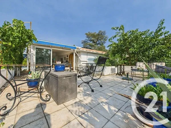 Maison 5 pièces 204 m²