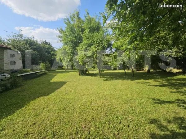 Terrain 2 389 m² Brieulles Sur Bar