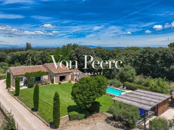 Maison de luxe 6 pièces 220 m²