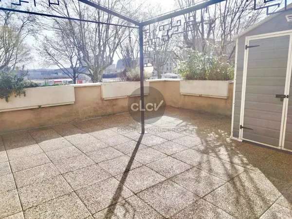 Duplex Dernier étage avec Terrasse 69120 Vaulx en Velin
