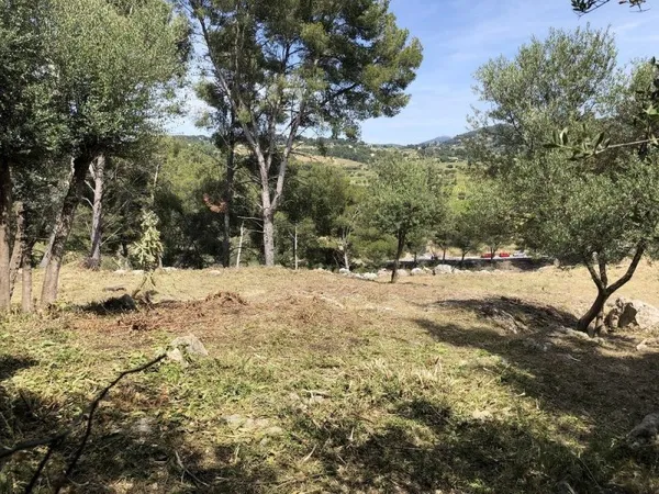 Terrain 871 m² à La Cadière d'Azur 83740