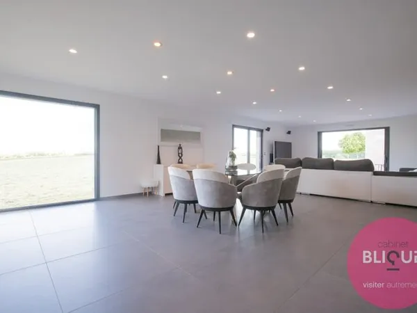 MAISON HORS NORMES