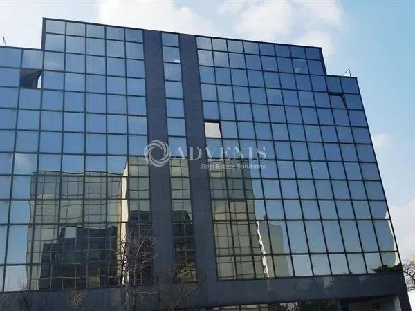 Bureau 95 m²
