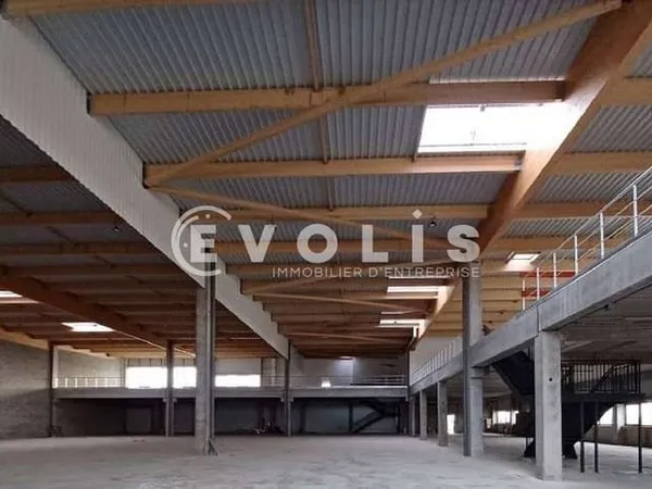 Local d'activité 6325 m²
