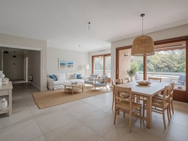 Appartement contemporain rénové sur le Quai Jongkind