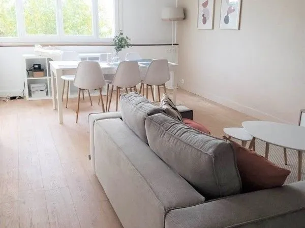 Chambre 1 pièce 9 m²