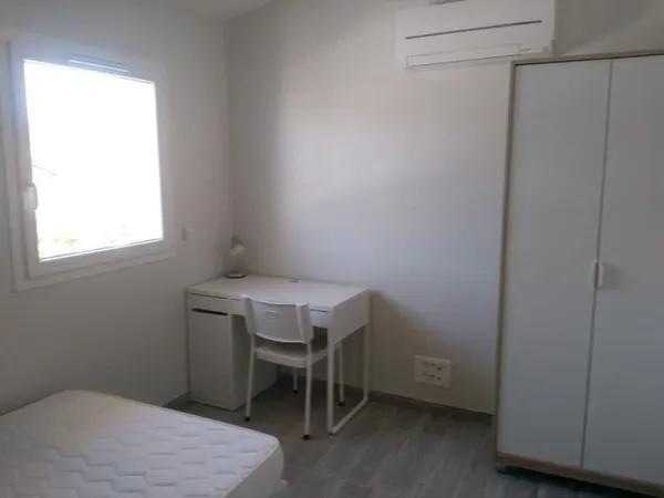 Chambre 1 pièce 10 m²
