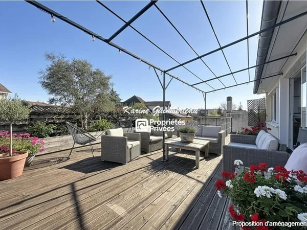 Maison familiale avec garage et jardin - proche gare