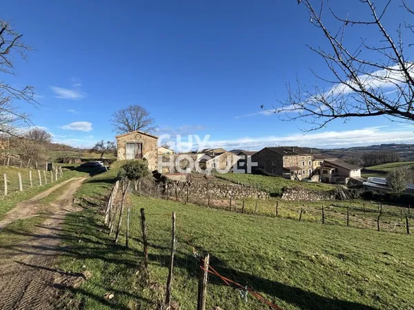 Maison de hameau à renover à Champis