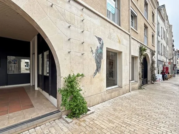 Local commercial 84 m²