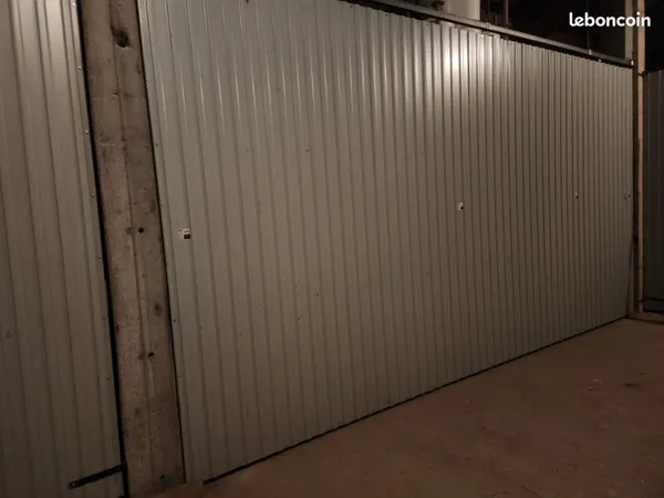 Box fermé 50m2