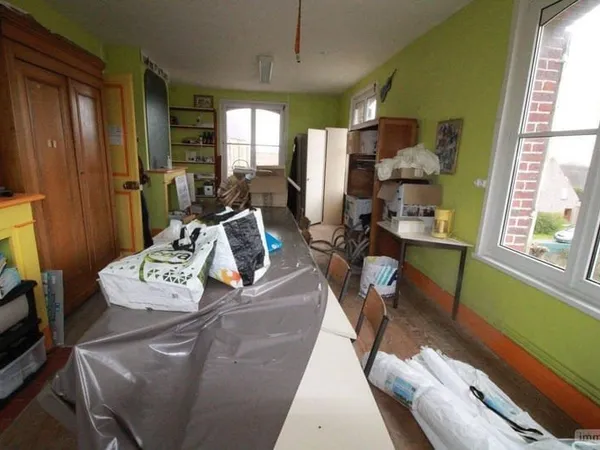 Local commercial 200 m²