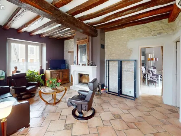 Maison 7 pièces 210 m²