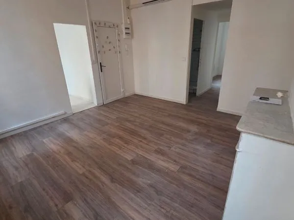 Loue appartement T3 La Seyne centre 730 euros