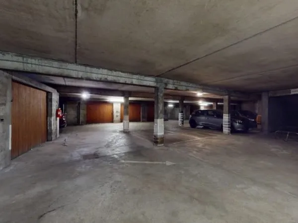 Parking 40 m²