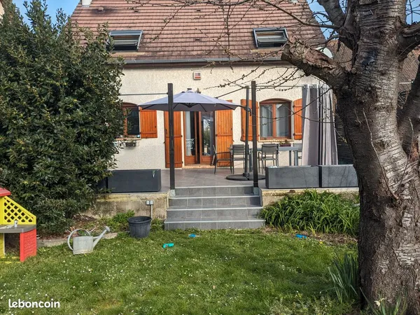 Maison 4ch dans impasse à 1mn de la gare