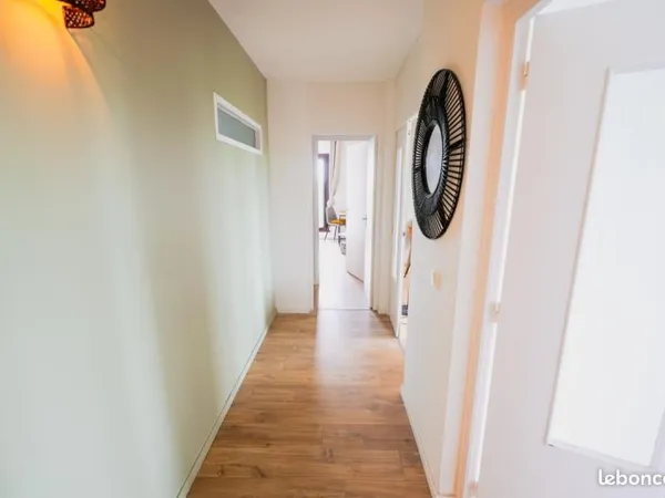 Chambre 4 pièces 10 m²