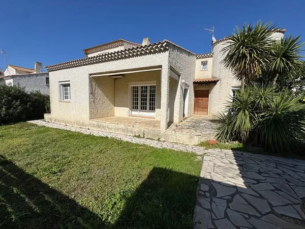 Maison - 4 faces avec cachet - Béziers - 6 pièces - 132.26 m²
