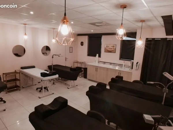 Location local professionnel 33 m² - haut standing
