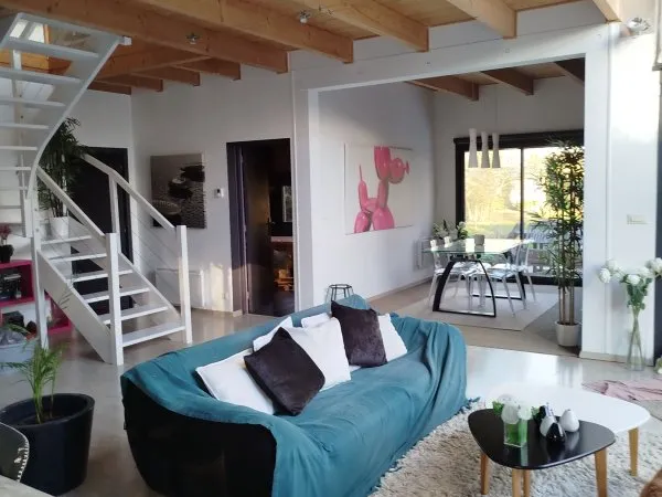 Vends maison contemporaine - 145m²