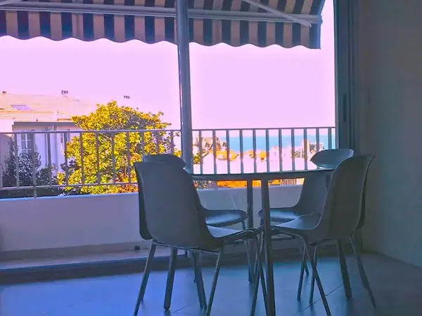 Halles biarritz vends t1bis vue mer résidence sécurisée avec gardien - 30m²