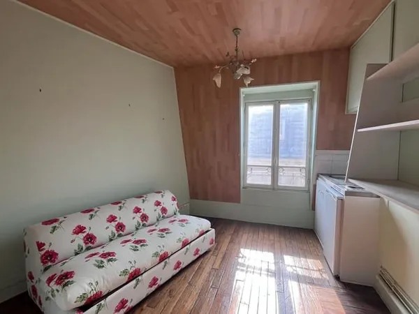 Studio 1 pièce 17 m²