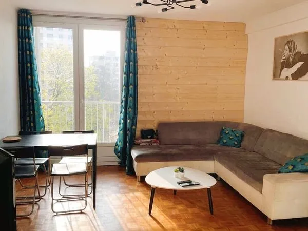 Chambre 13 m2 en colocation LYON 5
