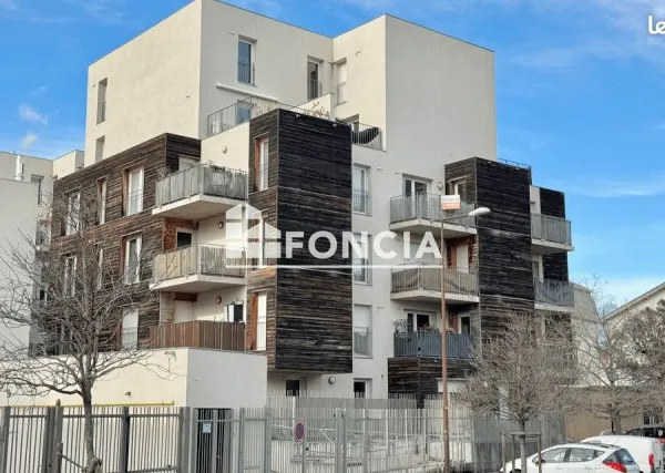 À vendre - Appartement T1 - 29 m² - Terrasse