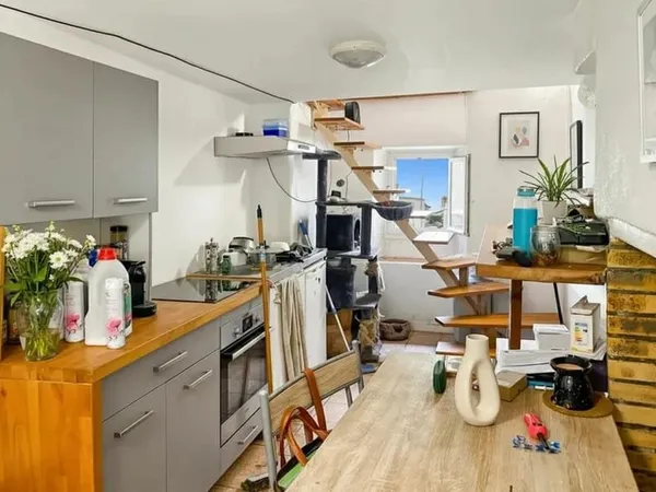 Guilers: maison 193 m² avec studio, idéal investisseurs