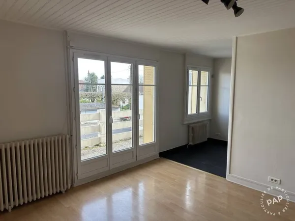 Studio 1 pièce 27 m²