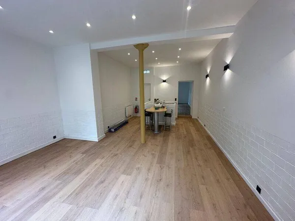 Local commercial 53 m²
