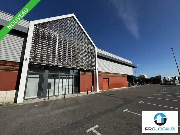 Local commercial 207 m²