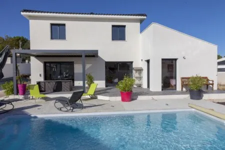 EXCEPTIONNEL A CHATEAUNEUF LES MARTIGUES QUARTIER LA MEDE