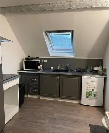 Loue chambre meublée