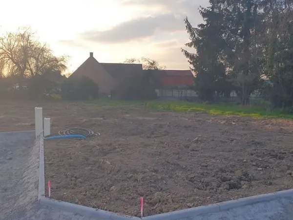 Terrain 622 m²