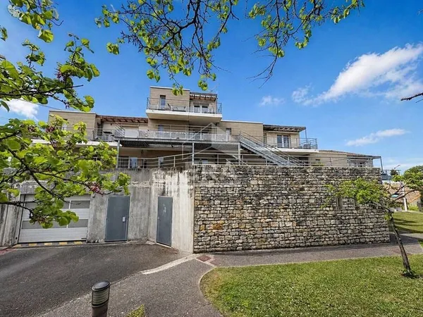 Duplex 3 pièces 104 m²