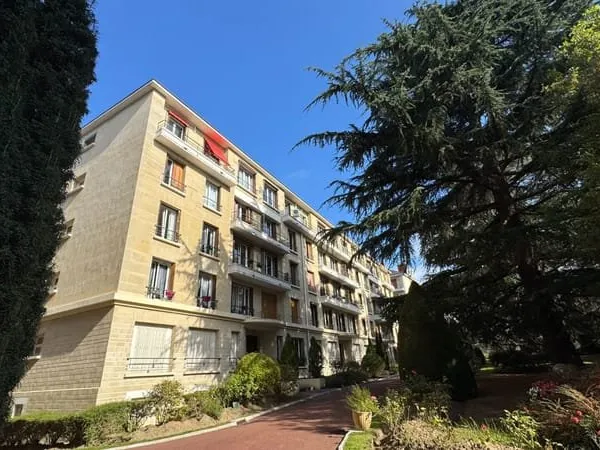A vendre - Appartement Enghien Les Bains 3 pièces 61 m²