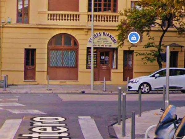 Local commercial Nice bas de Grosso