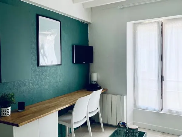 Studio Meublé Cergy Village - 13m2 + parking