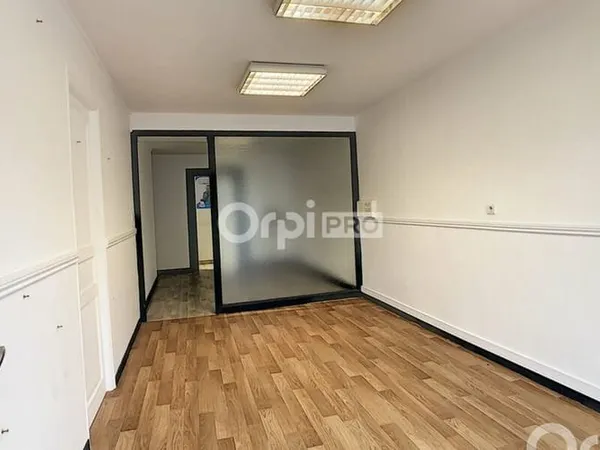 Local 2 pièces 35 m²