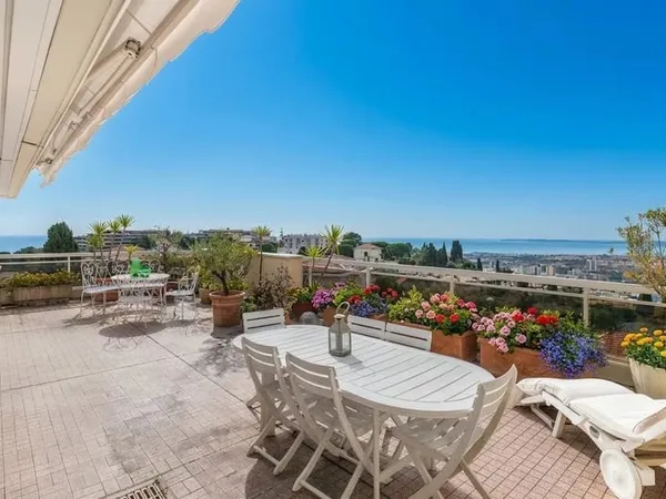 Appartement 4 pièces 122 m²