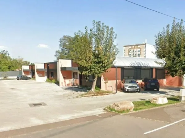 Bureau et espace de travail Vente Chalon-sur-Saône  47m² 116622€