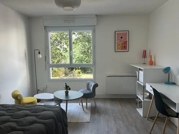 A louer - Studio meublé - Angers secteur Lafayette