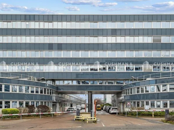Bureaux 2136 m²